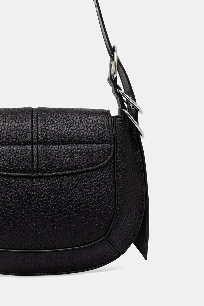 Dodatki BOSS crossbody torbica ženska iz umetnega usnja CLARICE SADDLE 50568174 črna