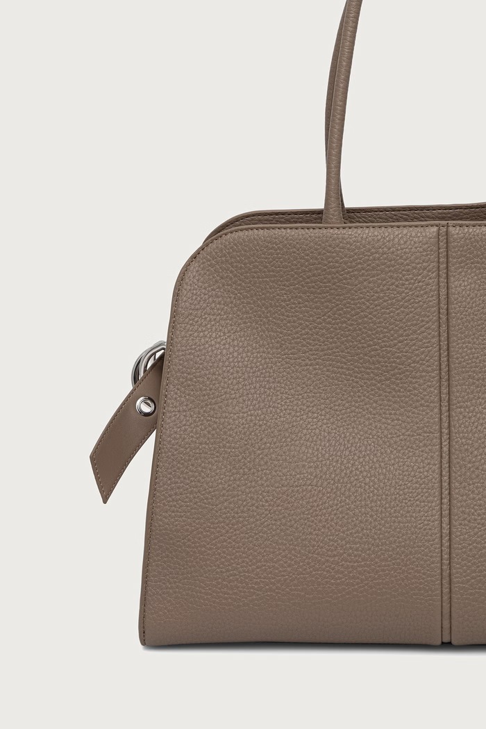 Αξεσουάρ BOSS shopper γυναικεία από απομίμηση δέρματος CLARICE TOTE 50568167 καφέ