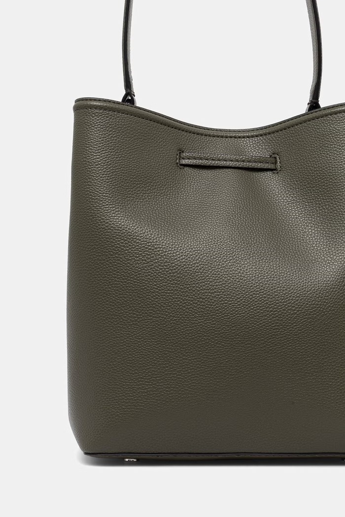 Doplnky BOSS kabelka dámska z imitácie kože Anett Drawstring 50567602 zelená