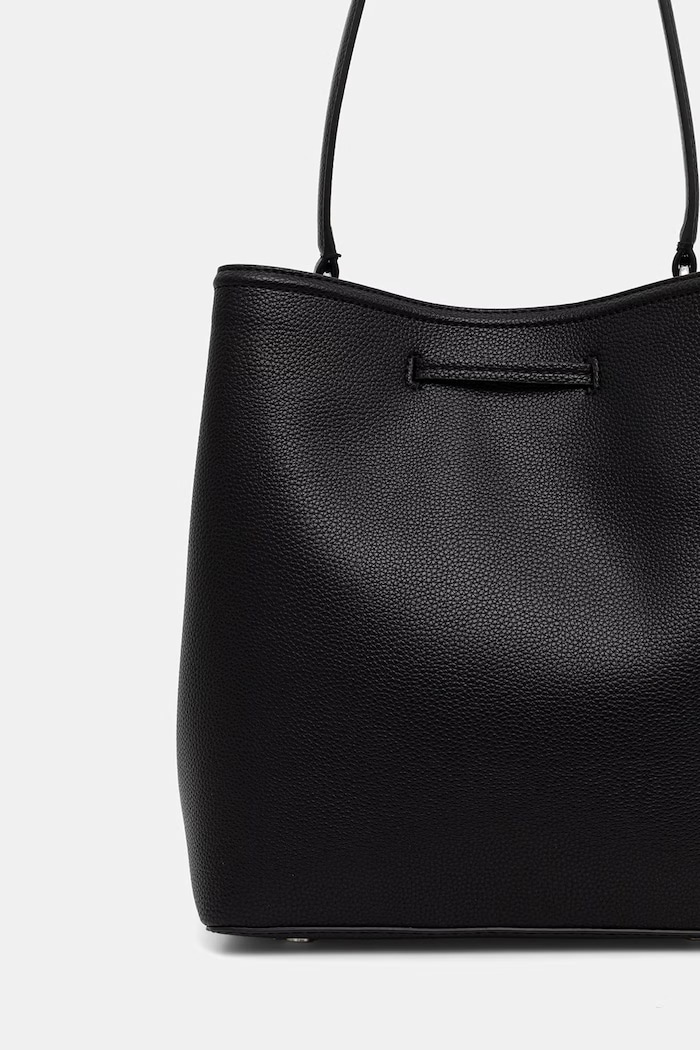 Doplnky BOSS kabelka dámska z imitácie kože Anett Drawstring 50567602 čierna