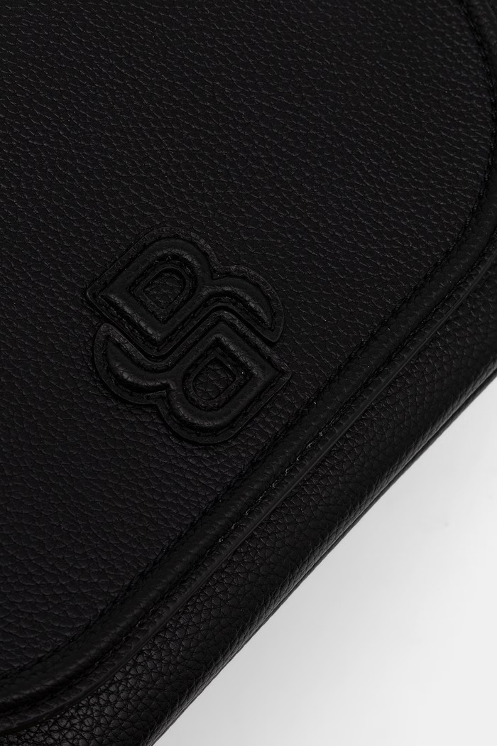 BOSS crossbody torba za žene od imitacije kože Anett Flap Crossbody crna 50567599