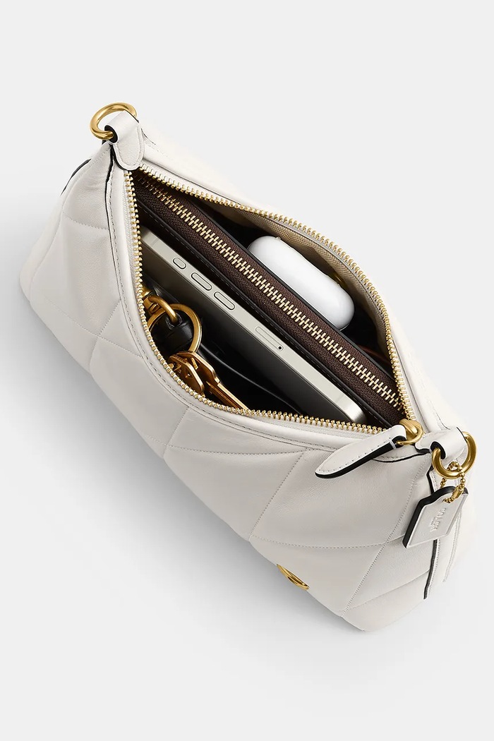 Akcesoria Coach torebka crossbody damska skórzana Soft Quilted Juliet Shoulder Bag 25 CEM90 biały
