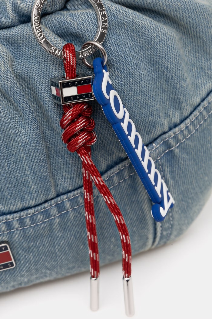 Αξεσουάρ Tommy Jeans μικρή τσάντα γυναικεία ντένιμ AW0AW18883 μπλε