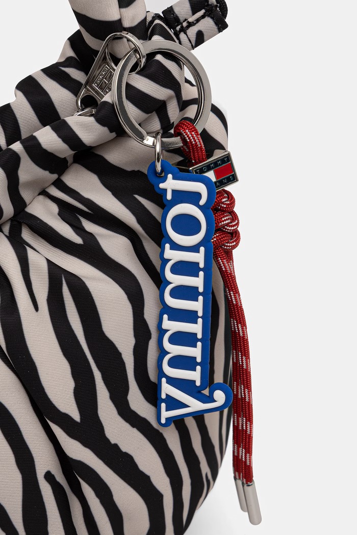 Αξεσουάρ Tommy Jeans μικρή τσάντα γυναικεία AW0AW18882 μαύρο