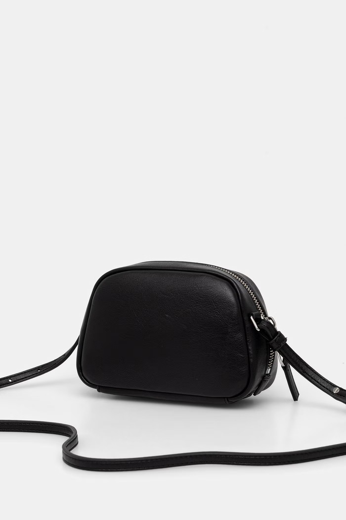 Tommy Jeans geantă crossbody pentru femei, cu imitație de piele negru AW0AW18785