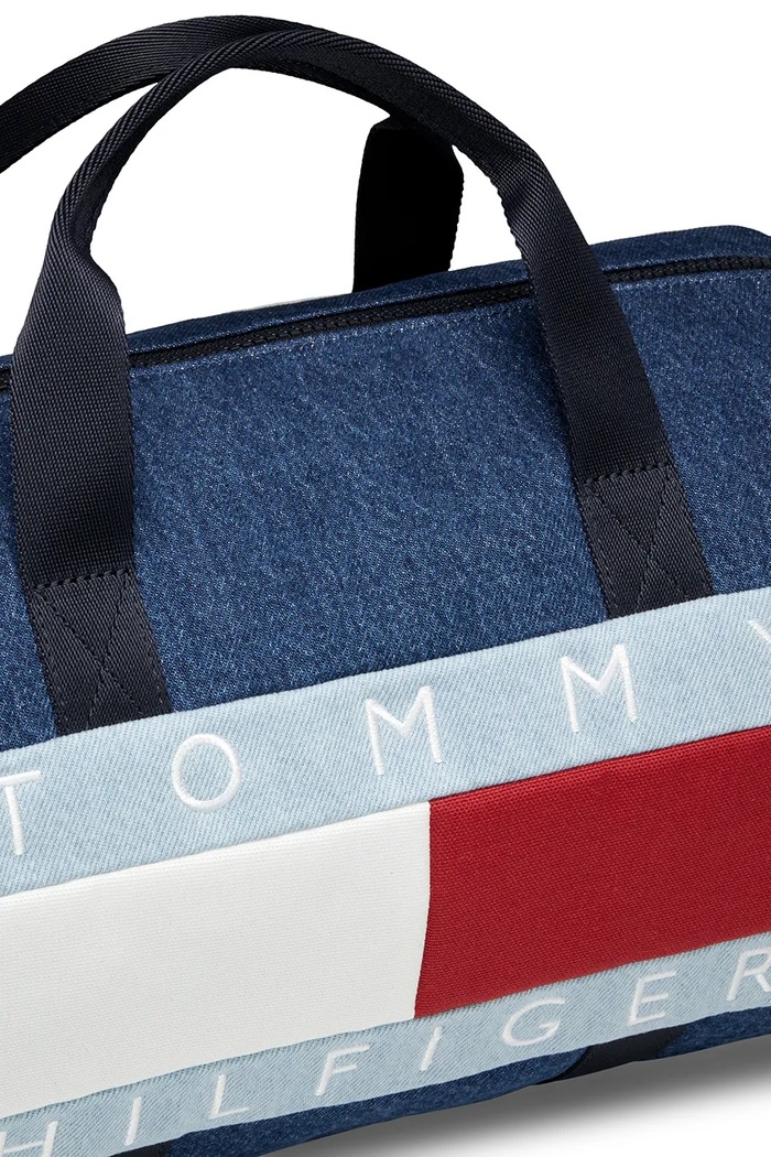 Chłopiec Tommy Hilfiger torba dziecięca jeansowa KA0KA00054.9BY2 niebieski