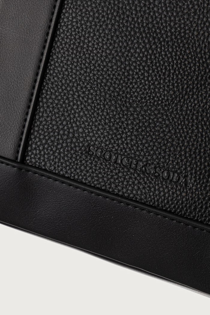 Torba męska z imitacji skóry Scotch & Soda SCHB5047 czarny