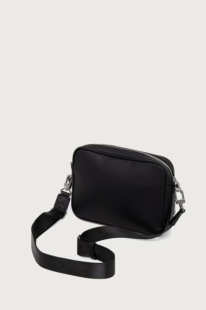 Аксесоари Guess Чанта през рамо от имитация на кожа MILANO HMMISL.P6422 черен