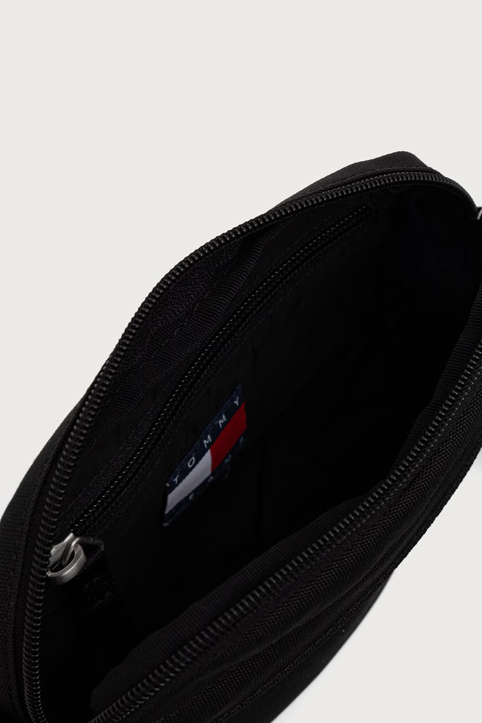 Kabelka pánska Tommy Jeans čierna AM0AM14642
