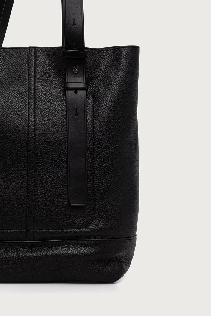 Akcesoria Tommy Hilfiger Torba męska skórzana AM0AM14998 czarny