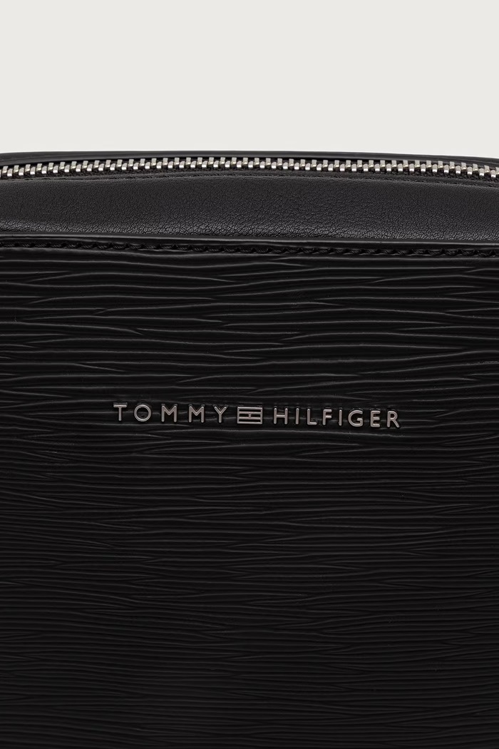 Mala torba za muškarce Tommy Hilfiger AM0AM14846 crna