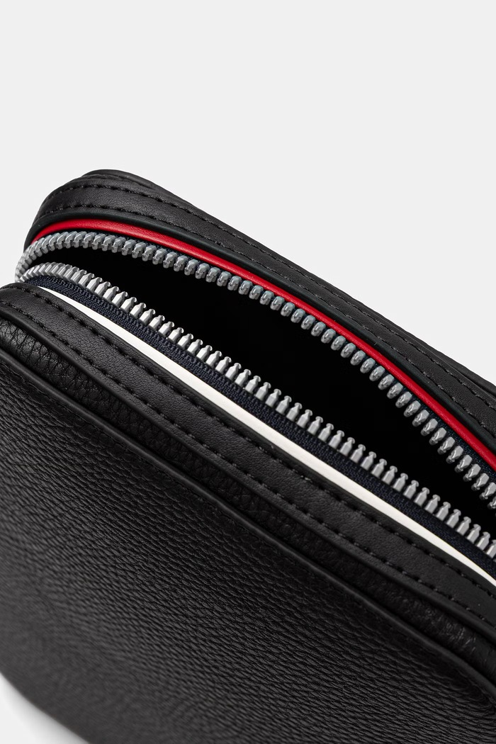 Tommy Hilfiger saszetka męska z imitacji skóry czarny AM0AM14698