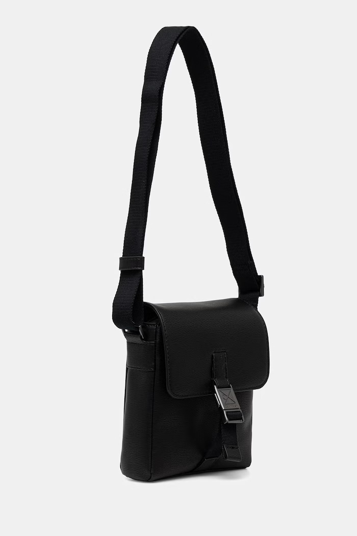 Calvin Klein saszetka męska z imitacji skóry LV04D3506G czarny AW26