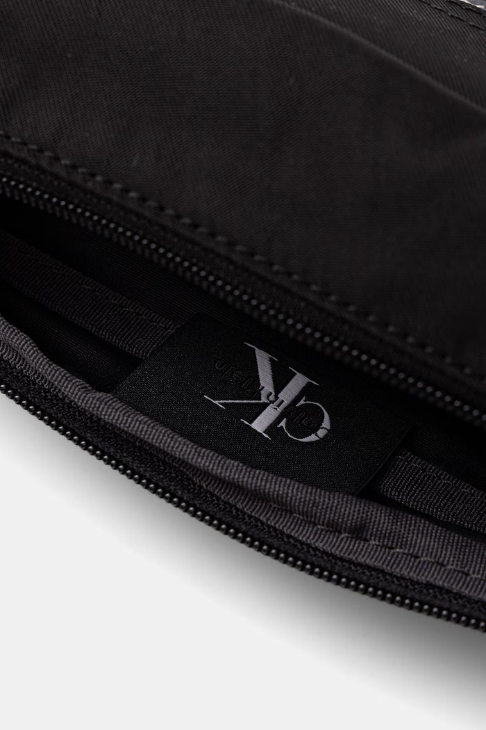 Calvin Klein nerka męska czarny LV04D3458G