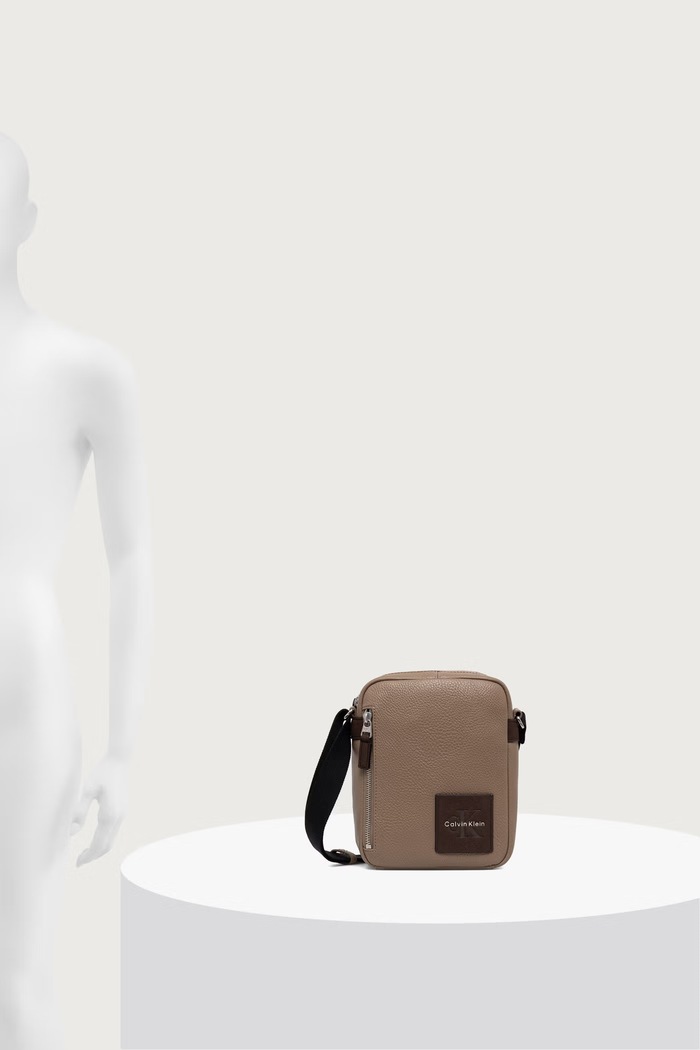 Calvin Klein Mala torba za muškarce od imitacije kože LV04D3624G