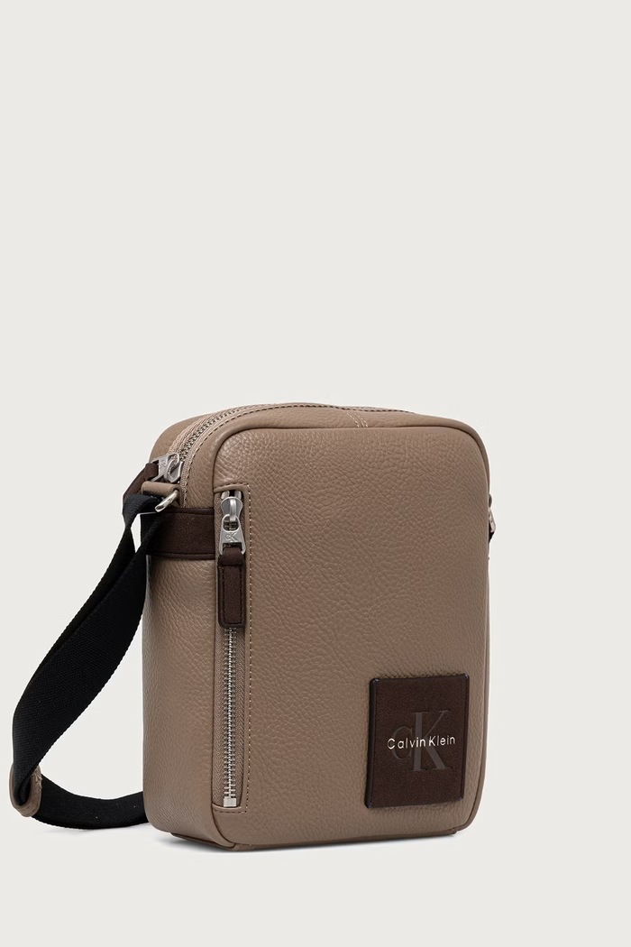 Calvin Klein Mala torba za muškarce od imitacije kože LV04D3624G bež AW26