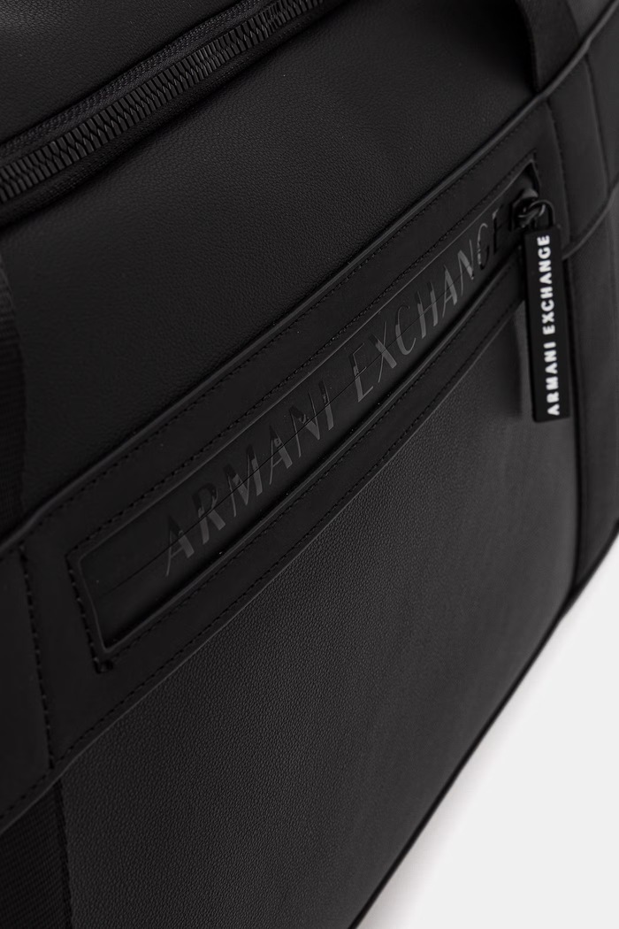 Armani Exchange putna torba za muškarce od imitacije kože crna XM003365.AF26679