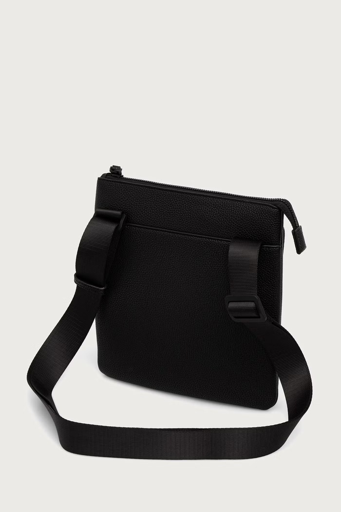 Dodaci Armani Exchange mala torba za muškarce od imitacije kože XM003308.AF26663 crna