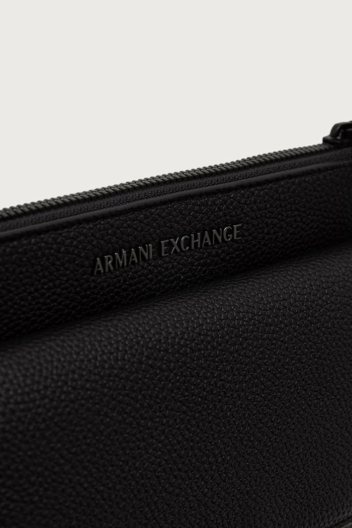 Armani Exchange mala torba za muškarce od imitacije kože crna XM003308.AF26663