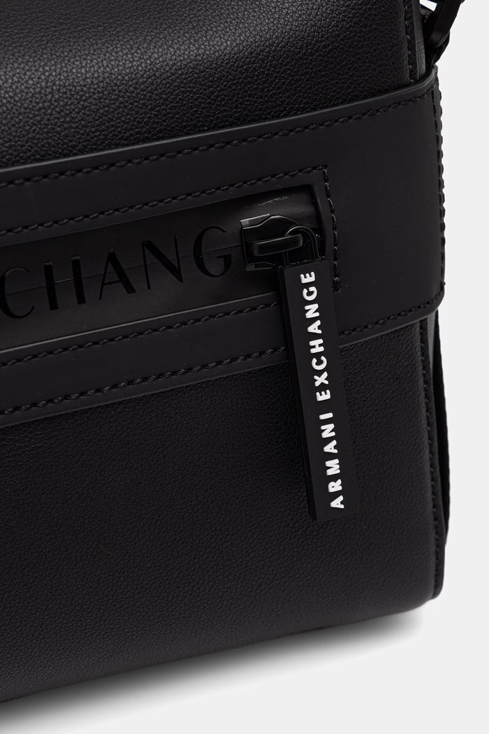 Armani Exchange сумка чоловіча зі штучної шкіри чорний XM003168.AF26679