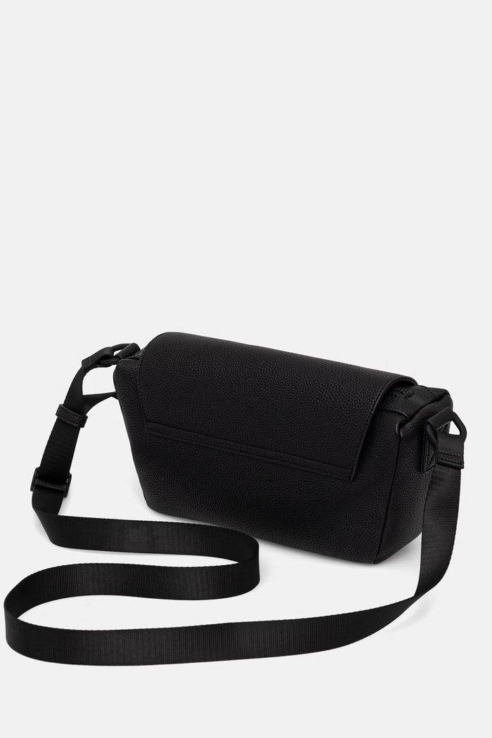 Dodaci Armani Exchange mala torba za muškarce XM003164.AF26663 crna