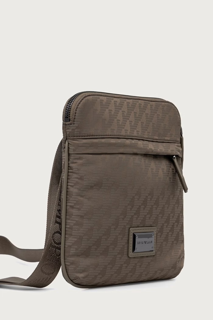 Emporio Armani Saszetka męska EM007050.AF28798 zielony AW26