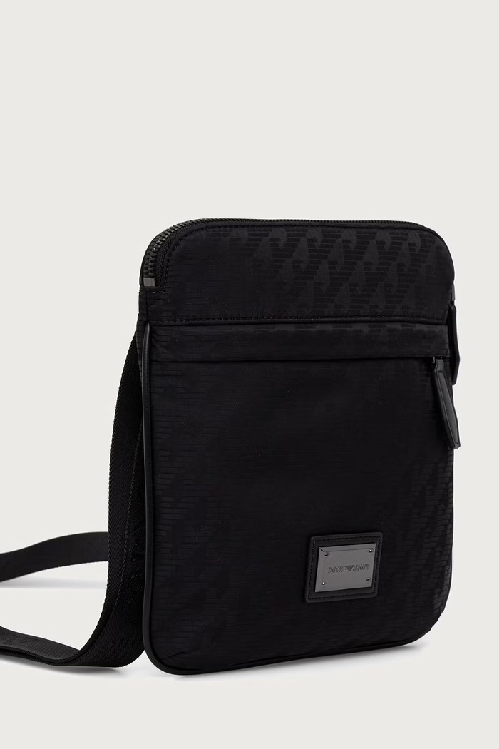 Emporio Armani Saszetka męska EM007050.AF28798 czarny AW26
