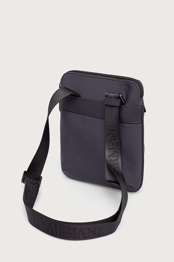 Аксессуары Emporio Armani Сумка для мужчин EM001807.AF28784 серый