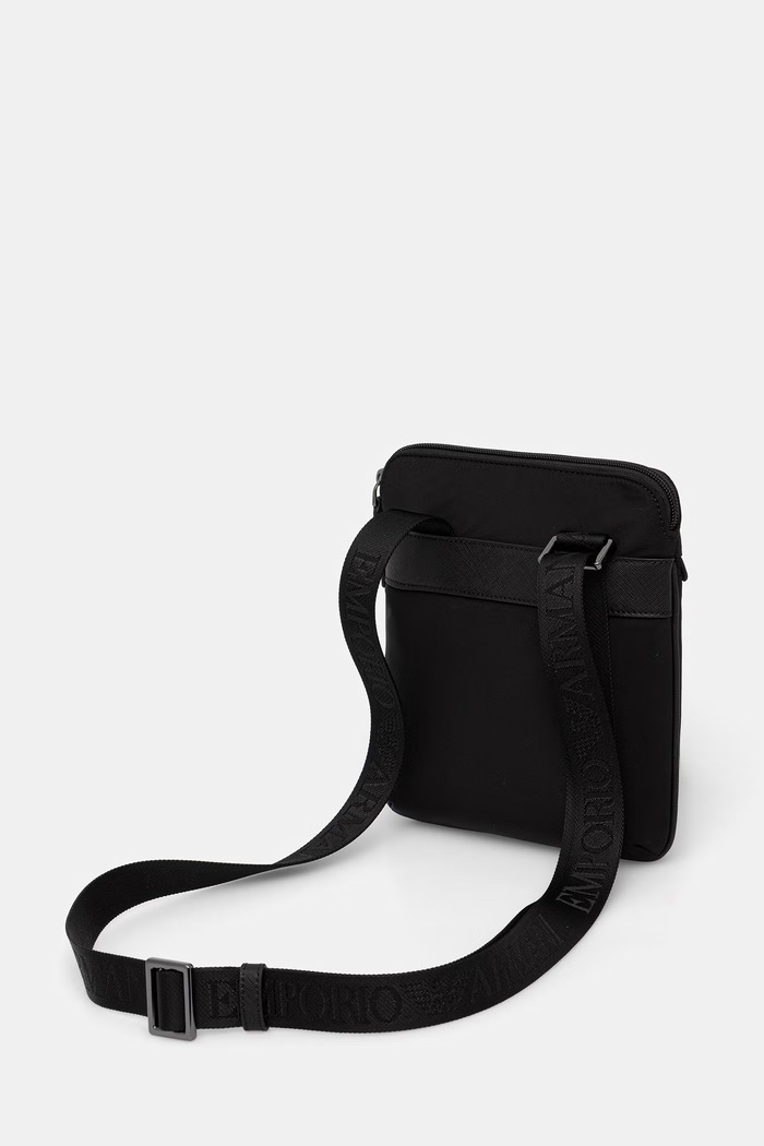 Akcesoria Emporio Armani saszetka męska EM001807.AF28784 czarny