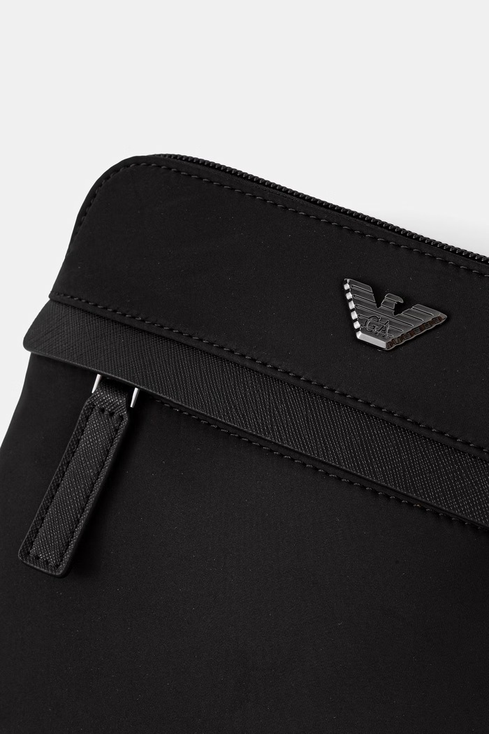 Emporio Armani saszetka męska czarny EM001807.AF28784