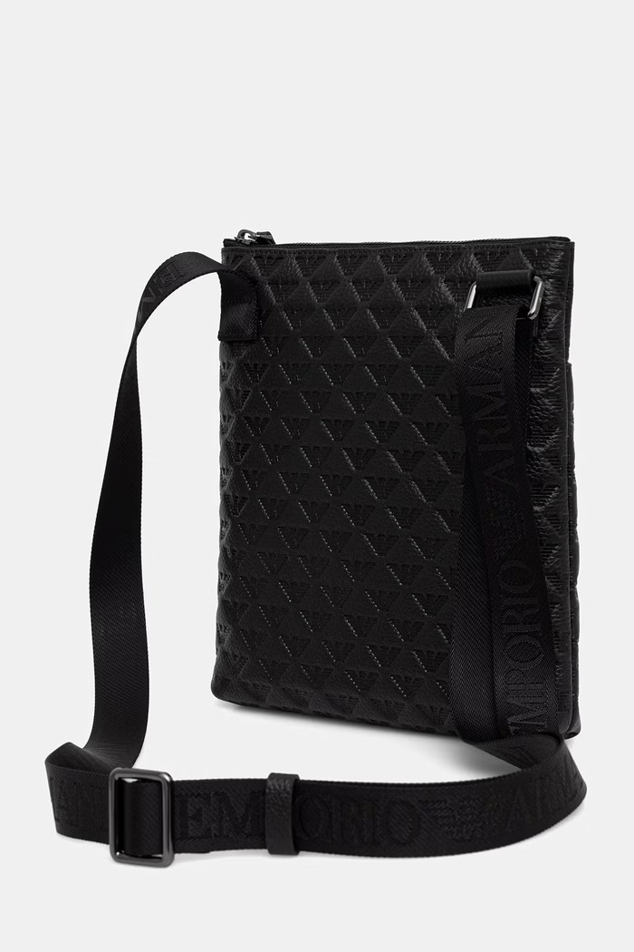 Akcesoria Emporio Armani saszetka męska skórzana EM001688.AF14774 czarny