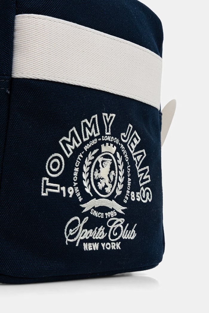 Tommy Jeans taštička pánská námořnická modř AM0AM14364