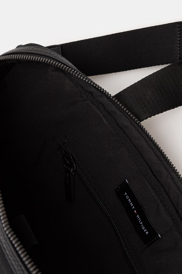 Tommy Hilfiger laptoptáska férfi AM0AM14445 fekete
