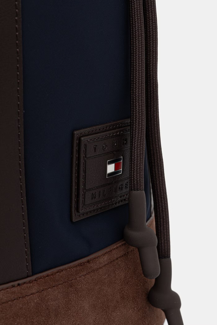 Tommy Hilfiger batoh pánský námořnická modř AM0AM14391