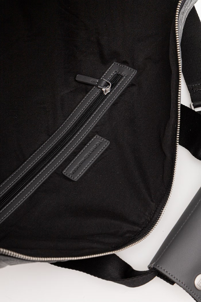 Tommy Hilfiger férfi műbőr táska AM0AM14413 szürke