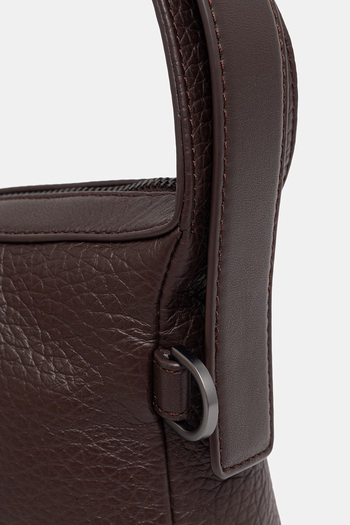 Tommy Hilfiger geantă mică pentru bărbați, din piele AM0AM14525 maro