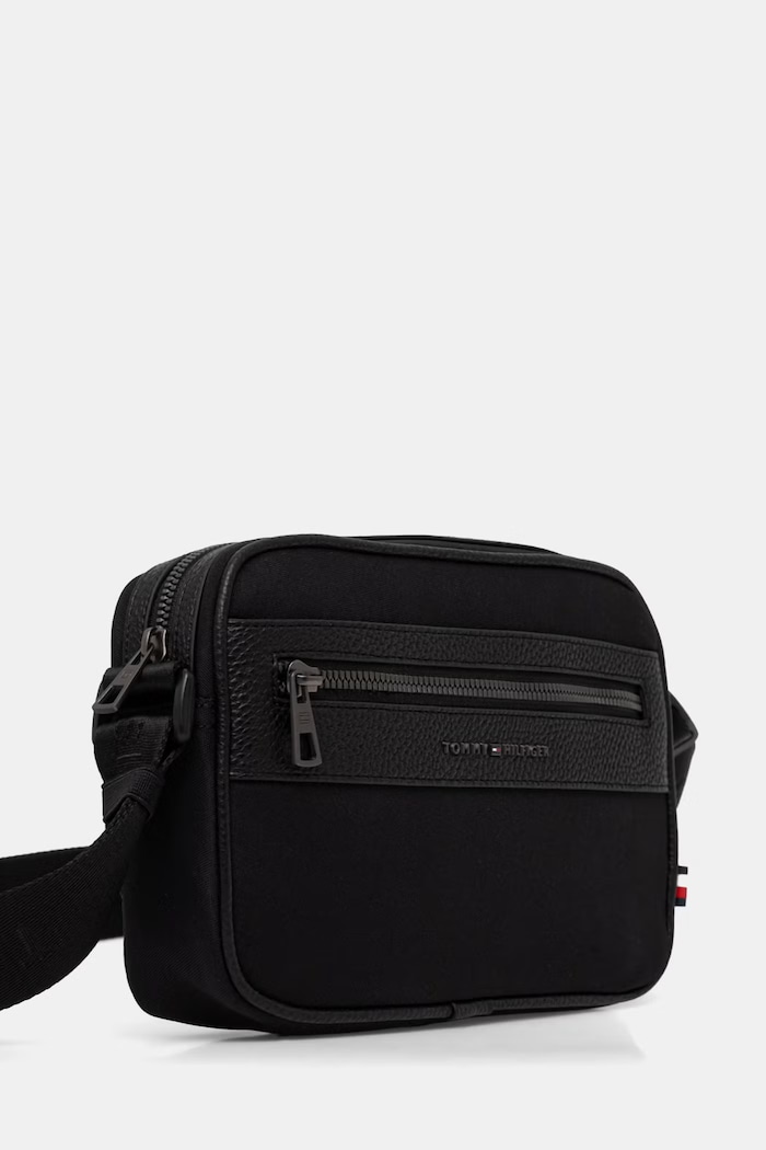 Tommy Hilfiger vrecko pánske AM0AM14515 čierna AW26