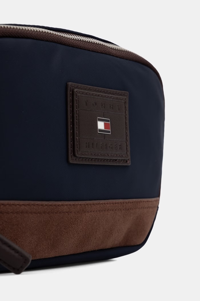 Tommy Hilfiger чанта през рамо мъжка тъмносин AM0AM14372