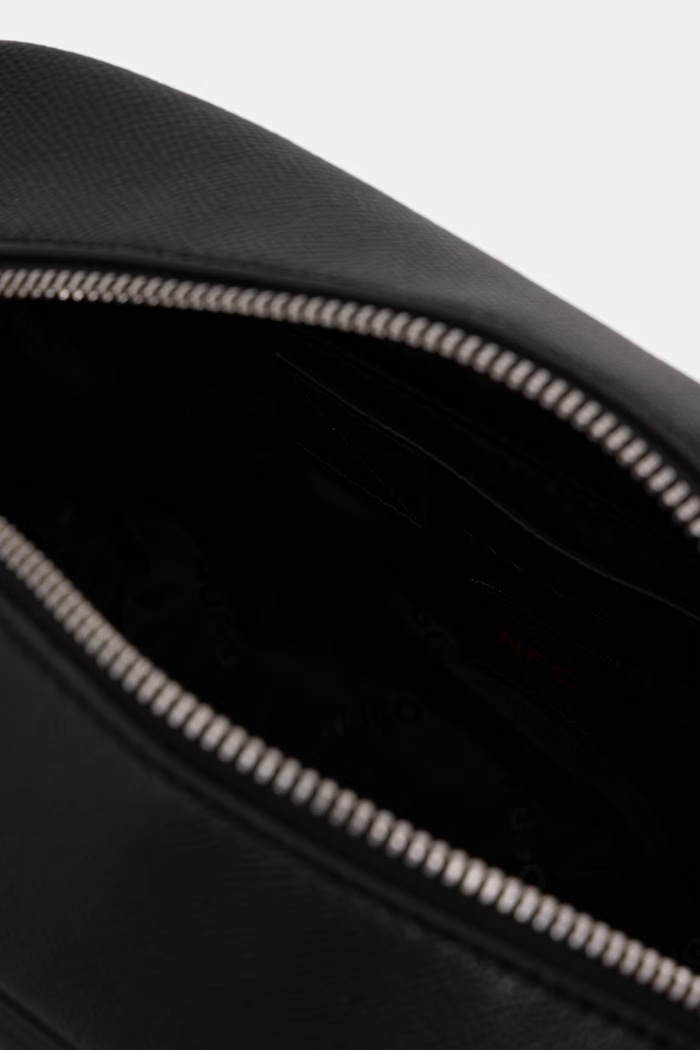 HUGO trusă cosmetică de călătorie pentru bărbați cu imitație de piele GO-BAG WASHBAG negru 50572706