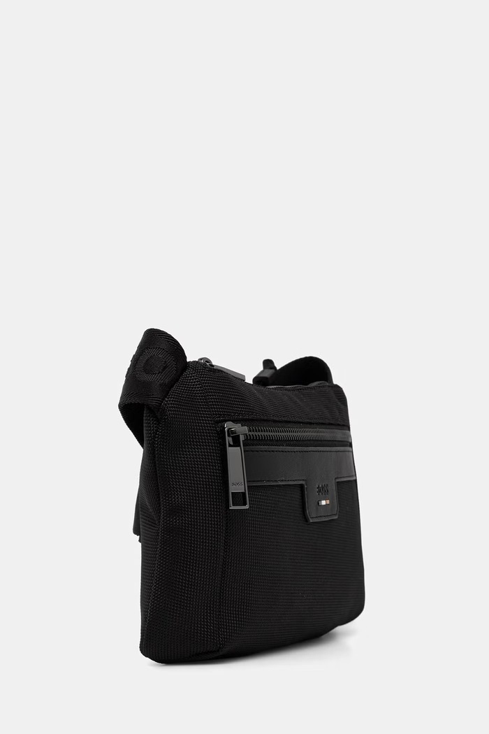 BOSS pasna torbica moška Ray_N_Flat Bumbag 50567680 črna AW26