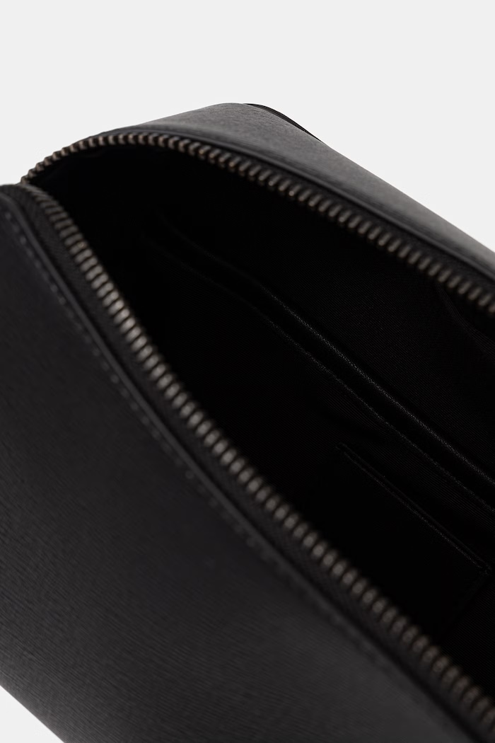 Calvin Klein kosmetyczka męska czarny LV04D1243G