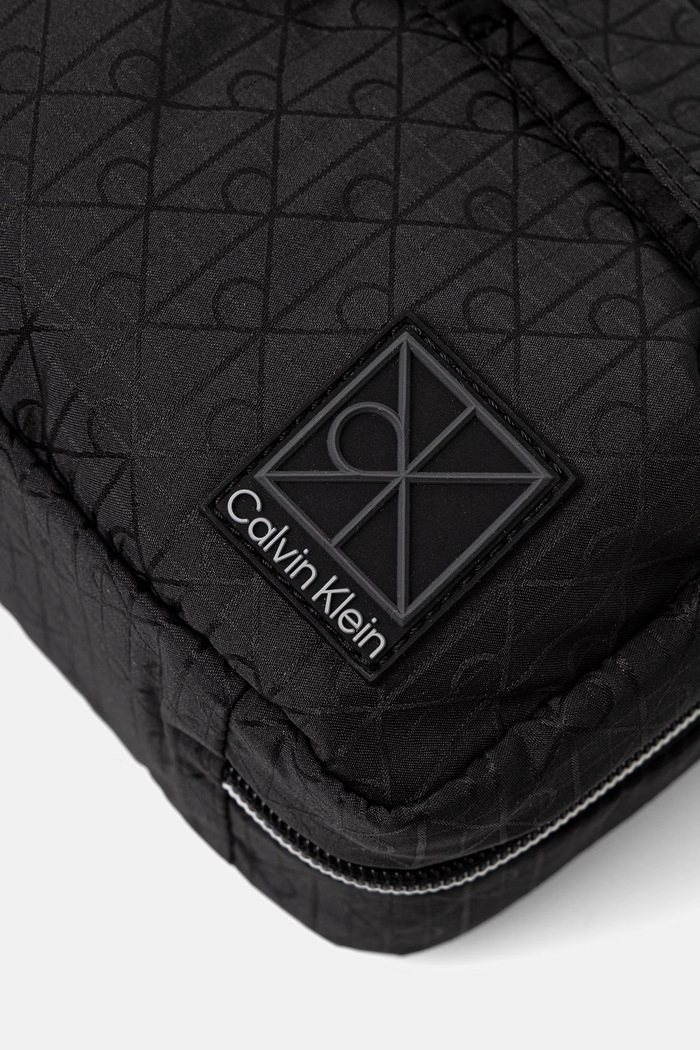 Аксесоари Calvin Klein козметична чанта мъжка LV04D1208G черен