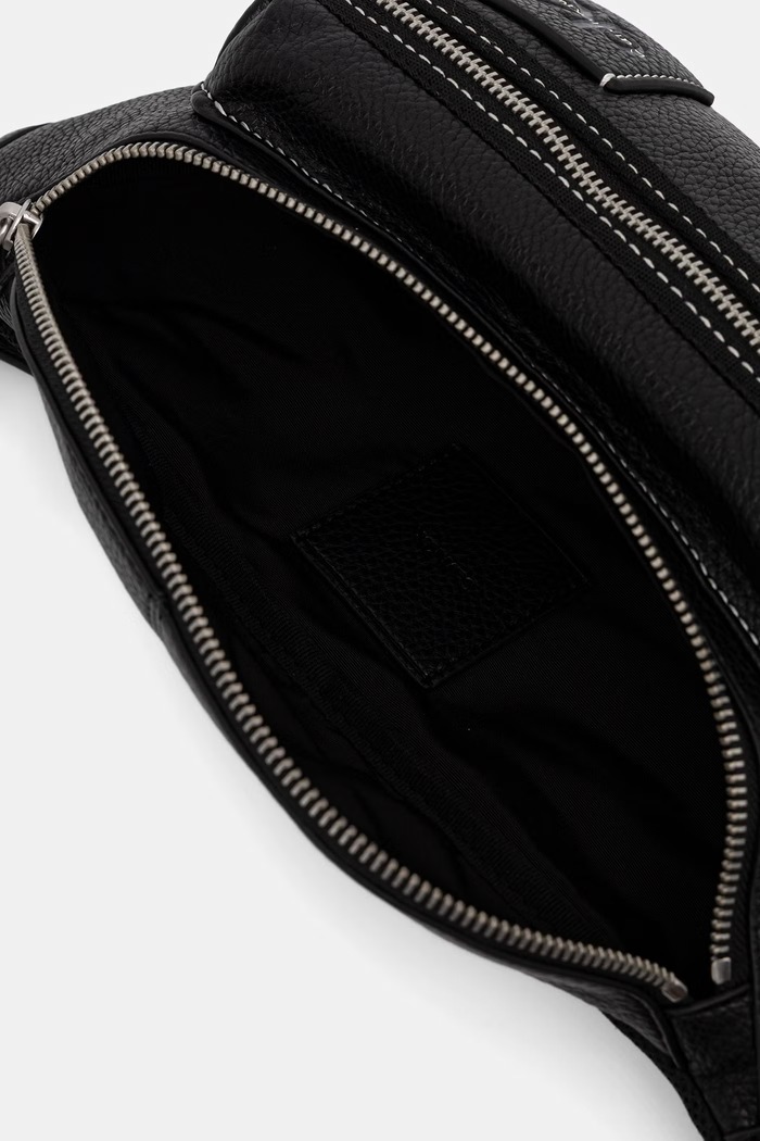 Calvin Klein torba oko struka za muškarce od imitacije kože LV04D3427G crna