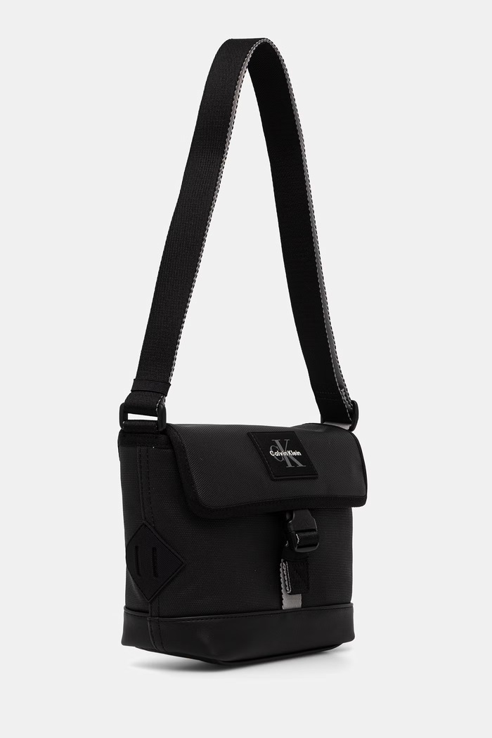 Calvin Klein чанта през рамо мъжка LV04D3443G черен AW26