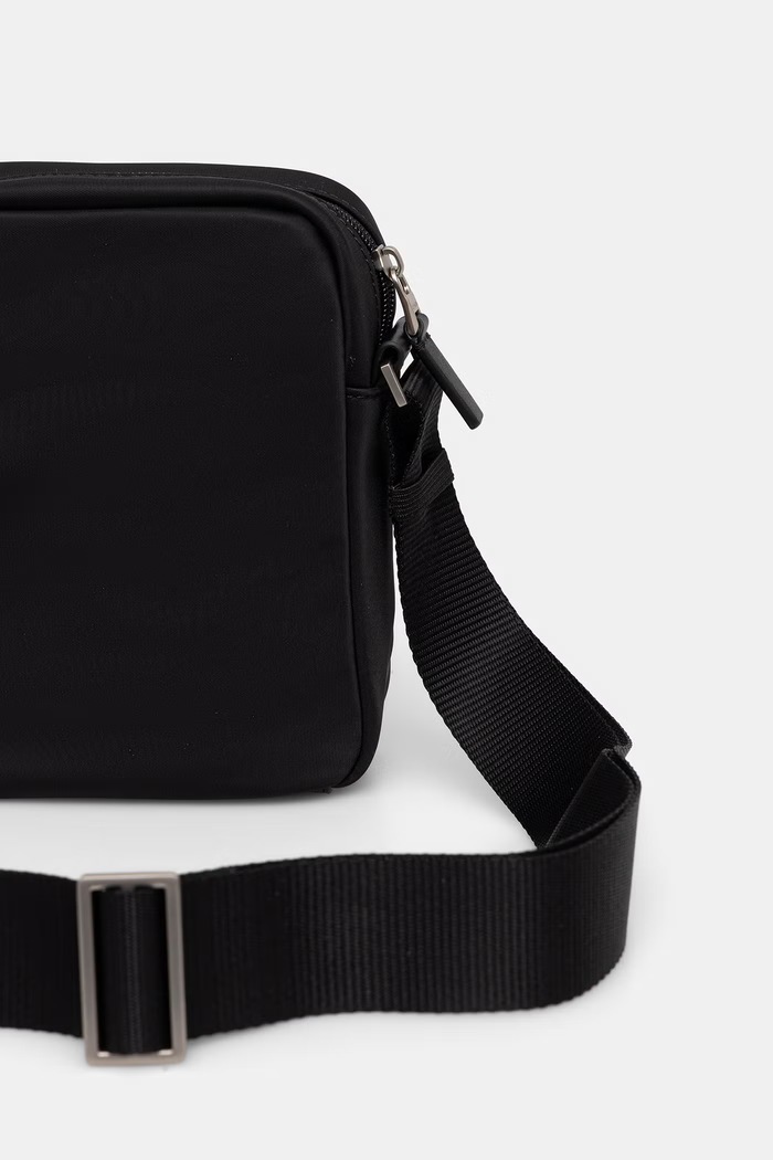 Doplnky Calvin Klein kabelka pánska LV04D3376G čierna