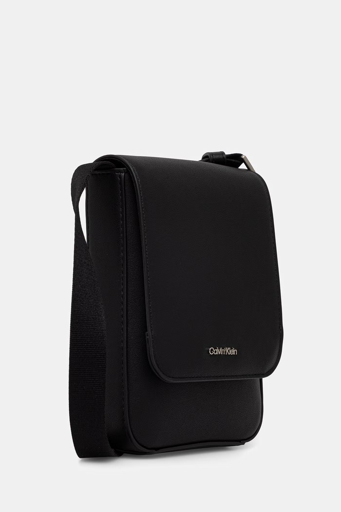 Calvin Klein saszetka męska z imitacji skóry LV04D1226G czarny AW26