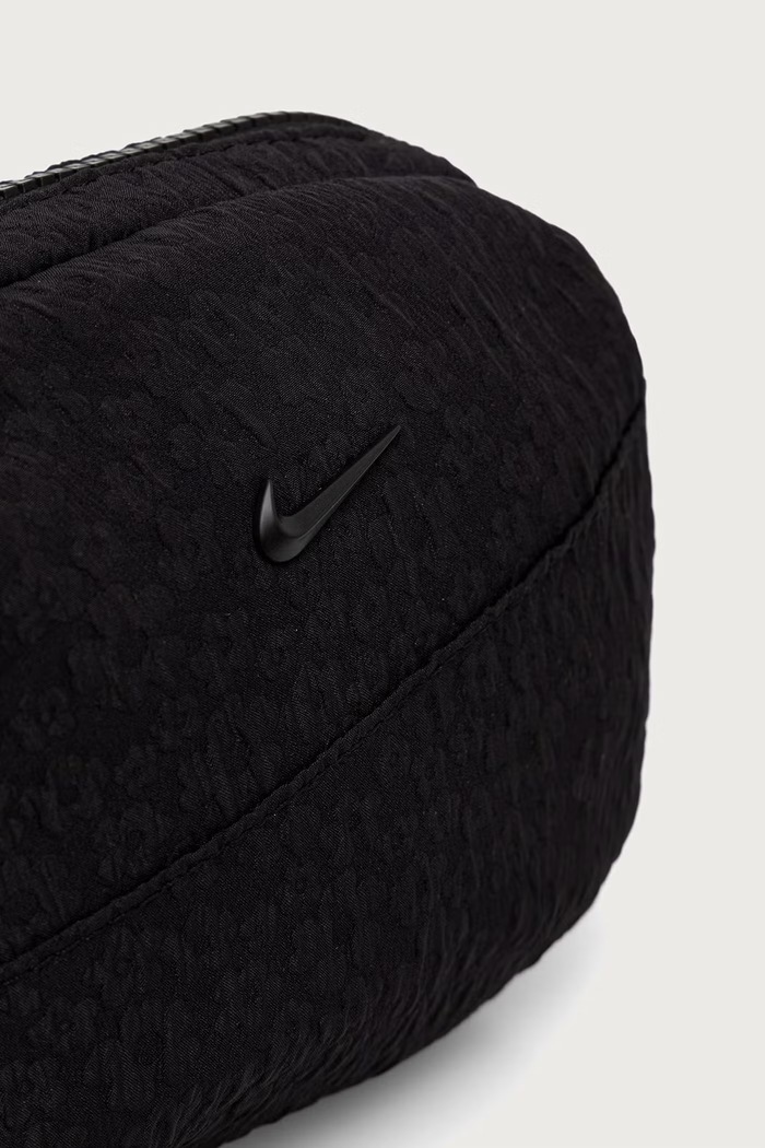 Nerka na pas Aura 2L Nike Sportswear IR0861.010 czarny