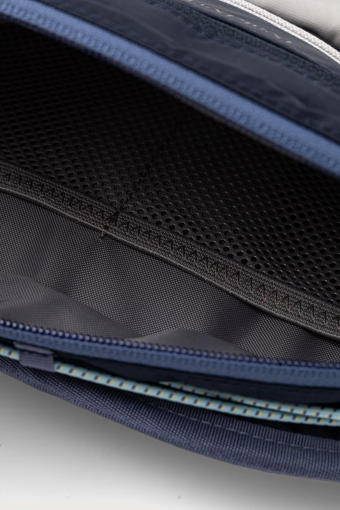 Nerka Peak Performance G807780 szary