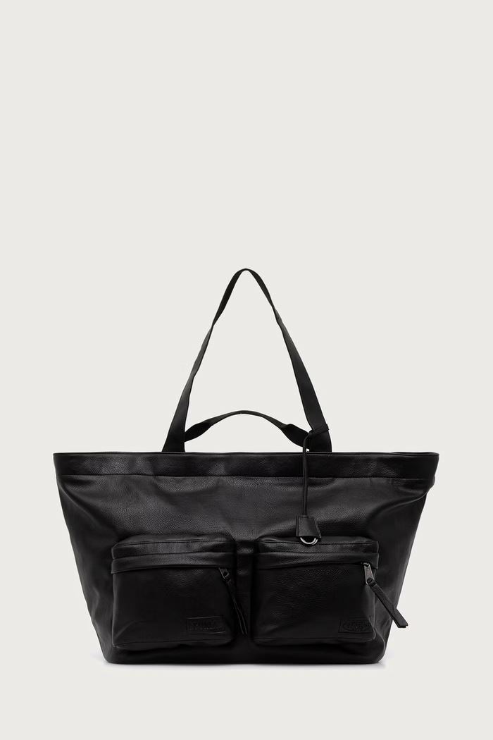 Eastpak X EGONLAB torba z imitacji skóry czarny EK0A5BOMF0M