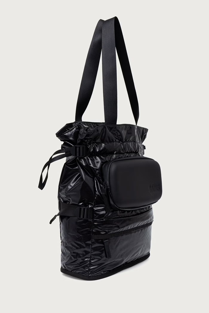 Rains Torba damska Sibu Shield Tote Bag W3 16940.01 czarny AW26